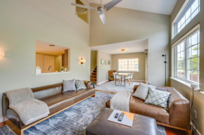13 Mi to Dtwn Denver Arvada Townhome with Deck